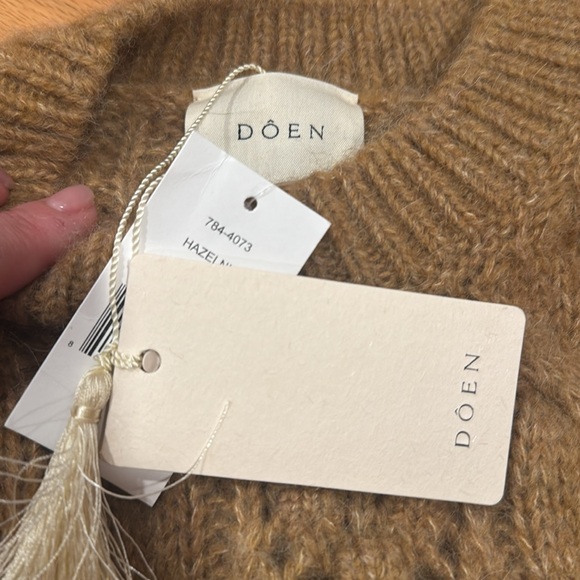 DÔEN Tudor Cable-Knit Sweater NWT - Picture 2 of 4